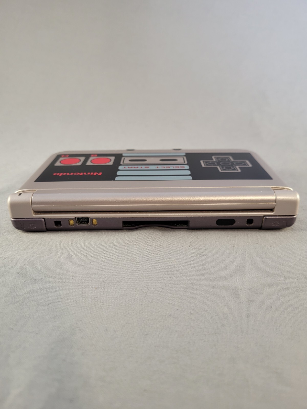 Nintendo 3DS XL – Retro NES Edition – SPR-001 – Complete In Box – Tested!