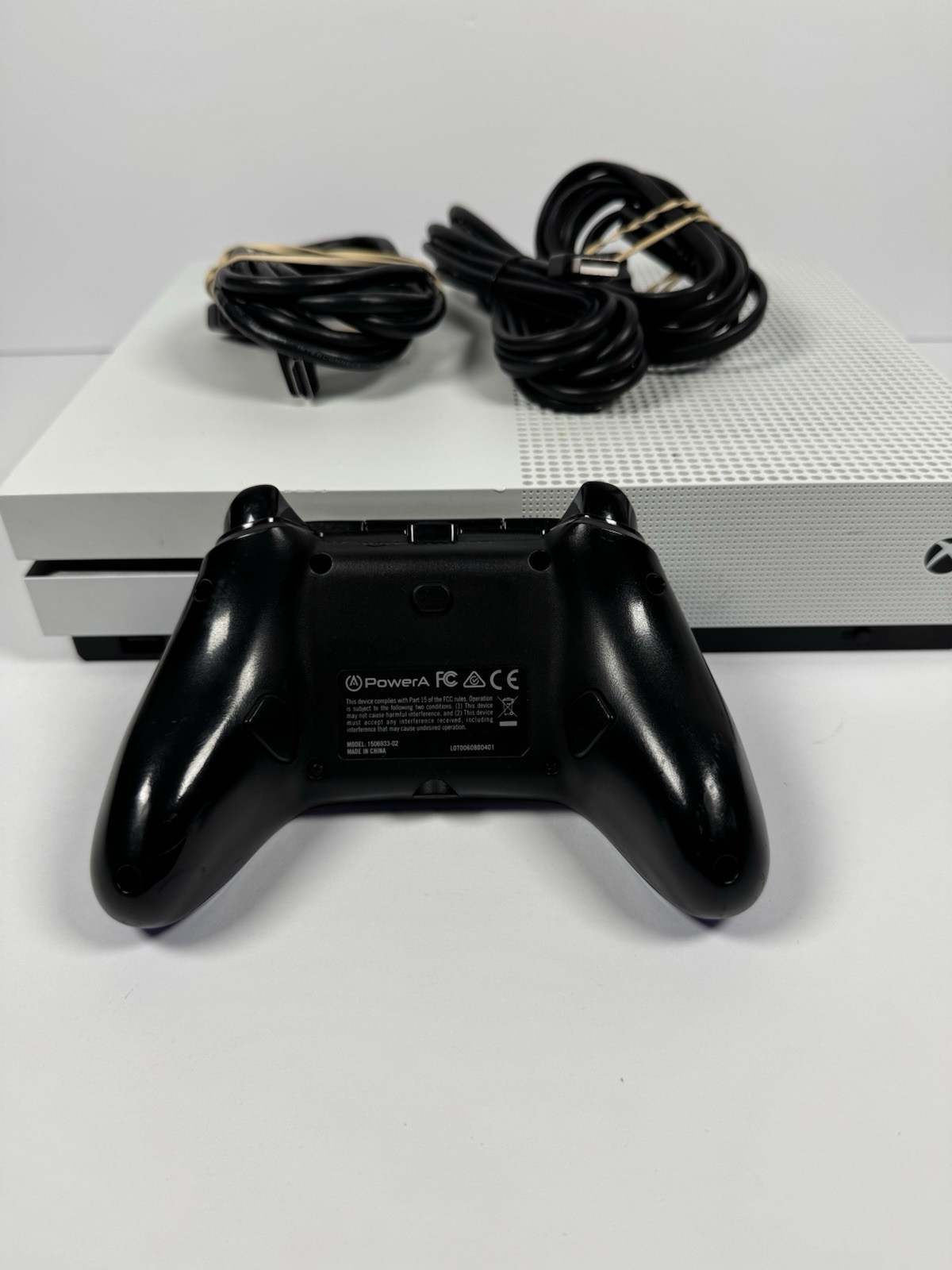 Microsoft Xbox One S White Console 1TB – Controller + Cables