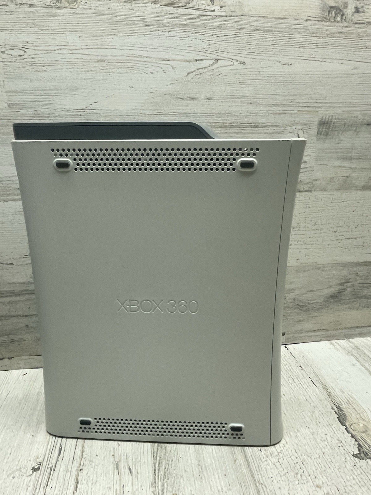 Xbox 360 White Console Bundle- Non-HDMI Model. Includes Controller & Cables.