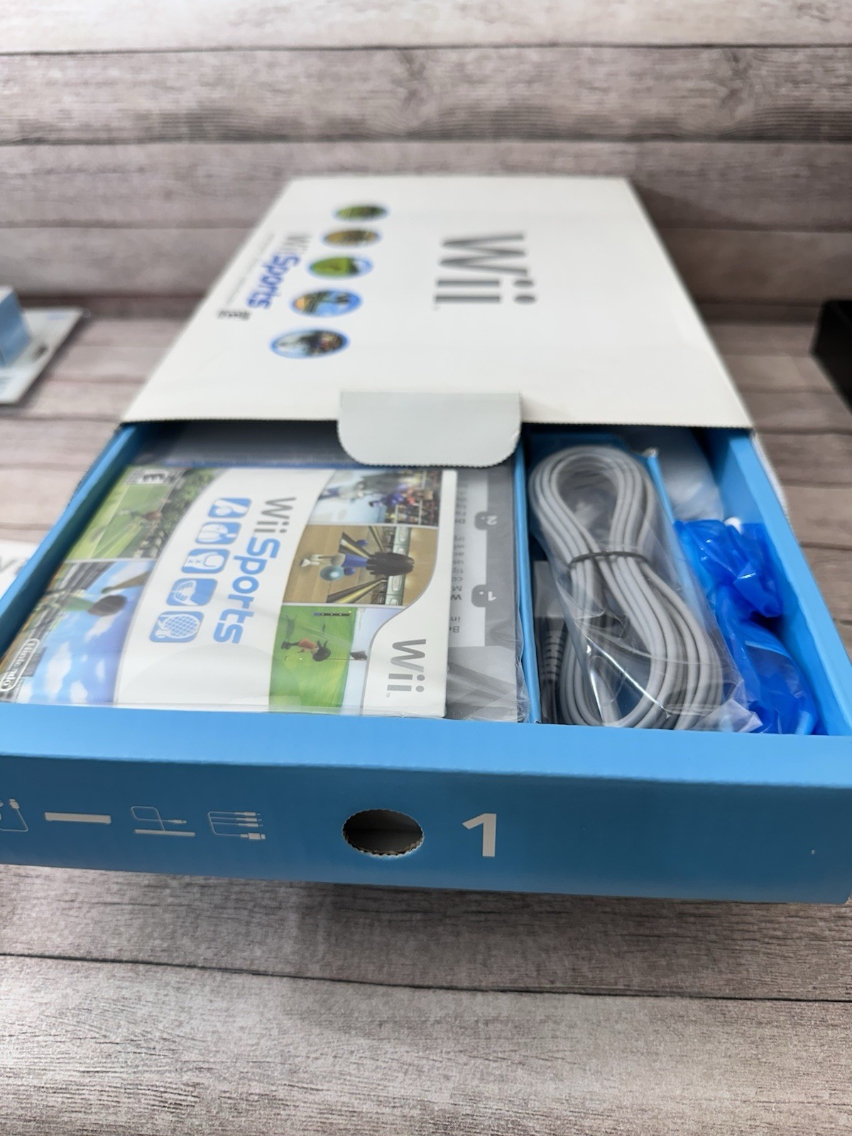 NEW Nintendo Wii Console Sports 3 Controllers 3 Nunchucks Charger Sleeves Bundle