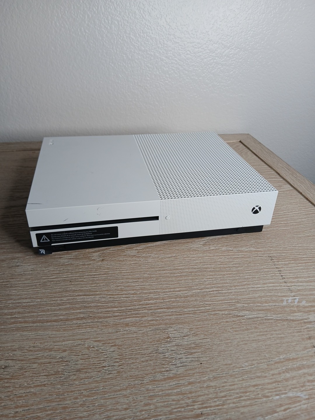 Microsoft Xbox One S Minecraft Favorites Bundle 500GB Game Console – White
