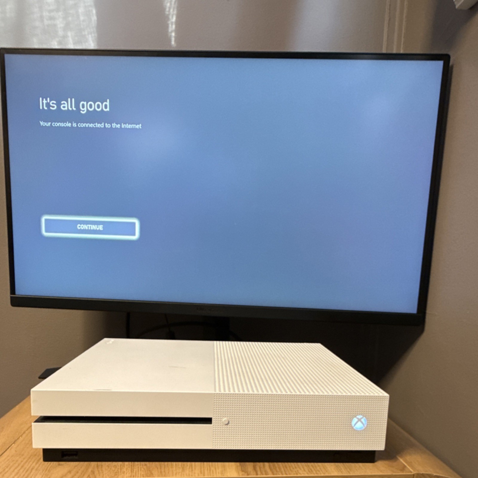 Microsoft Xbox One S 1TB White Console Wi-Fi Blu-Ray HDMI Ethernet USB