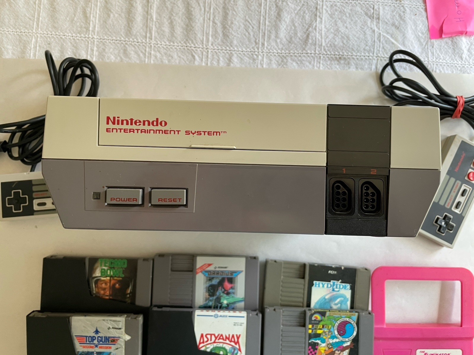 Nintendo NES-001 Console Bundle – 2 Controllers + 6 Games – Untested – No Cables