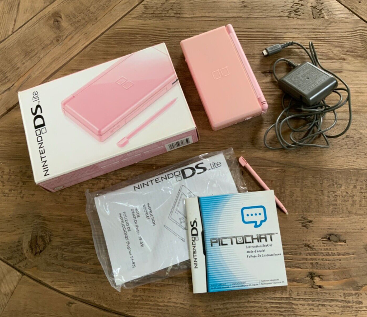 Rare for Collectors – Nintendo DS Lite – Coral Pink (USG-S-PB-USZ)