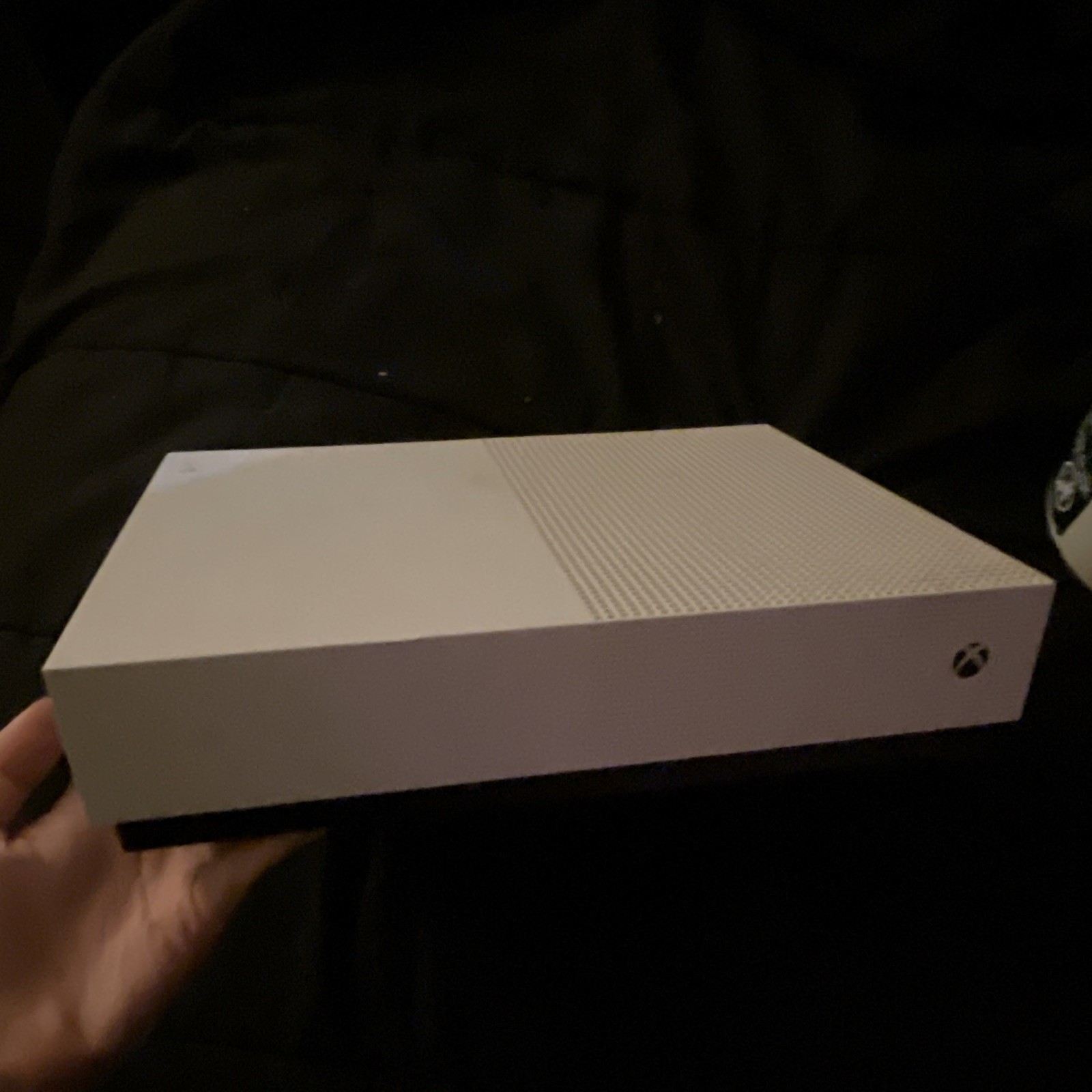 Microsoft Xbox One S 1TB White Console 4K UHD Wi-Fi HDMI (MPN 1681)