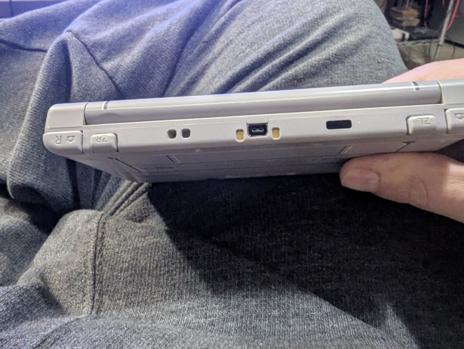 Nintendo New 3DS XL SNES Edition Gray Purple (parts/repairs only)