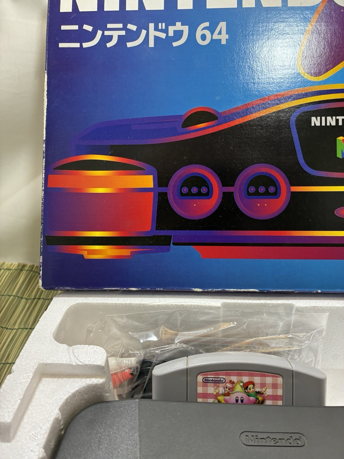 Nintendo 64 N64 Memory expansion slot Box set Gold Controller NUS-001 Japan Used