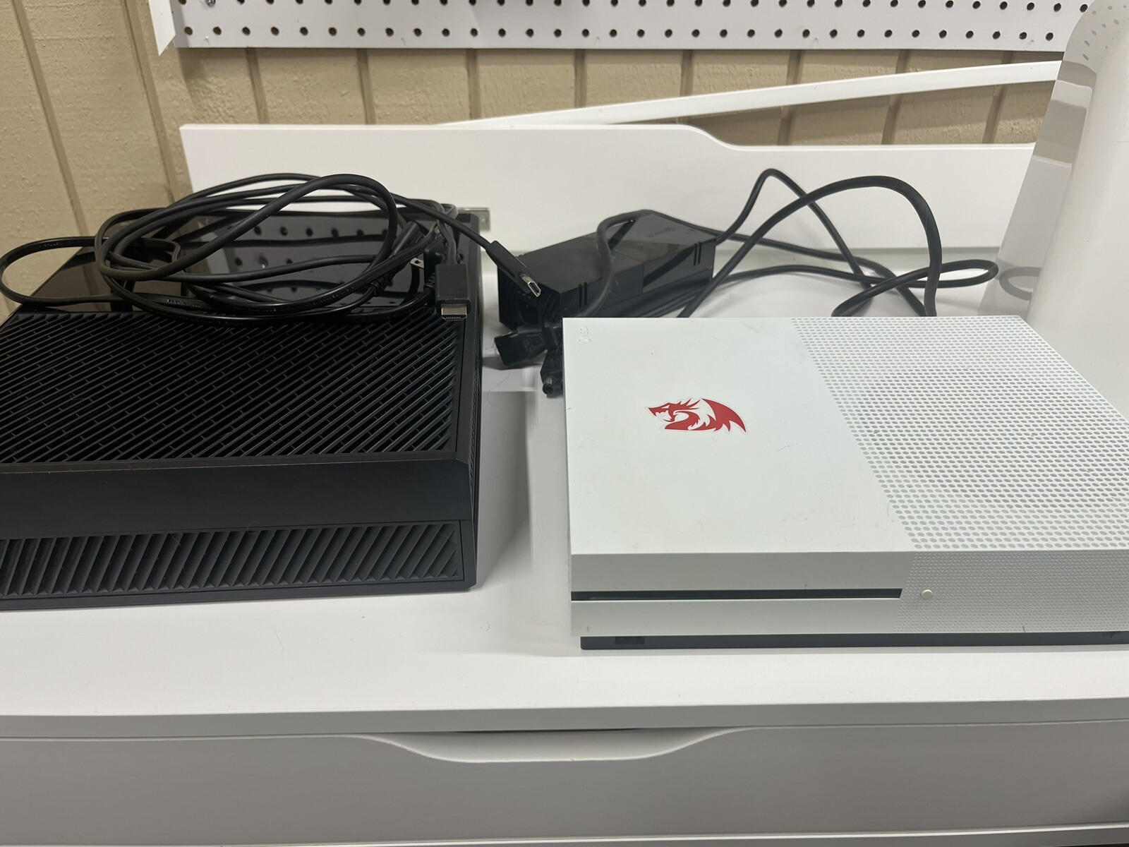 Xbox One S 1TB Console – White (XBS1TB)
