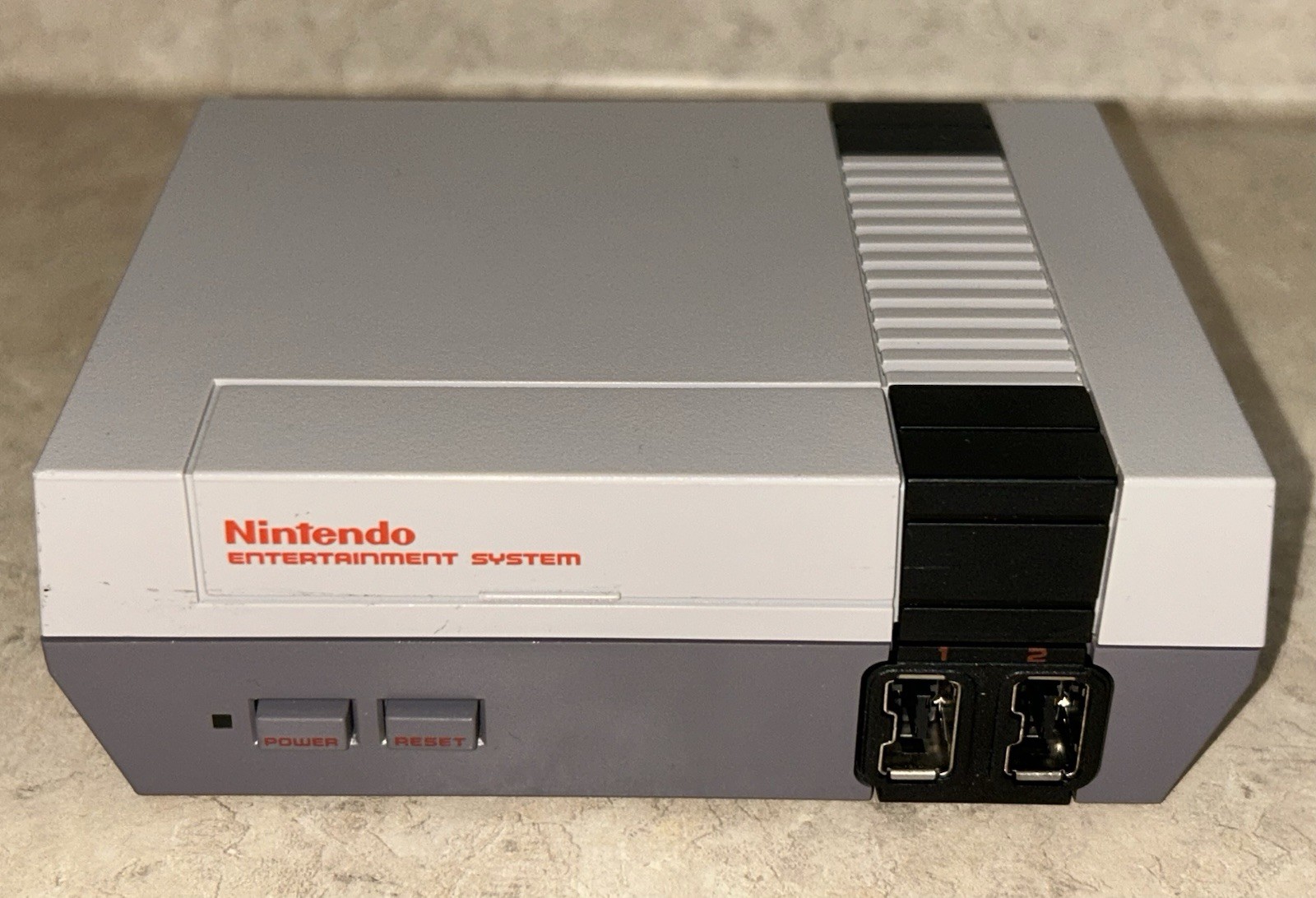Nintendo Entertainment System NES Classic Edition Model CLV-001 Mini Console OEM