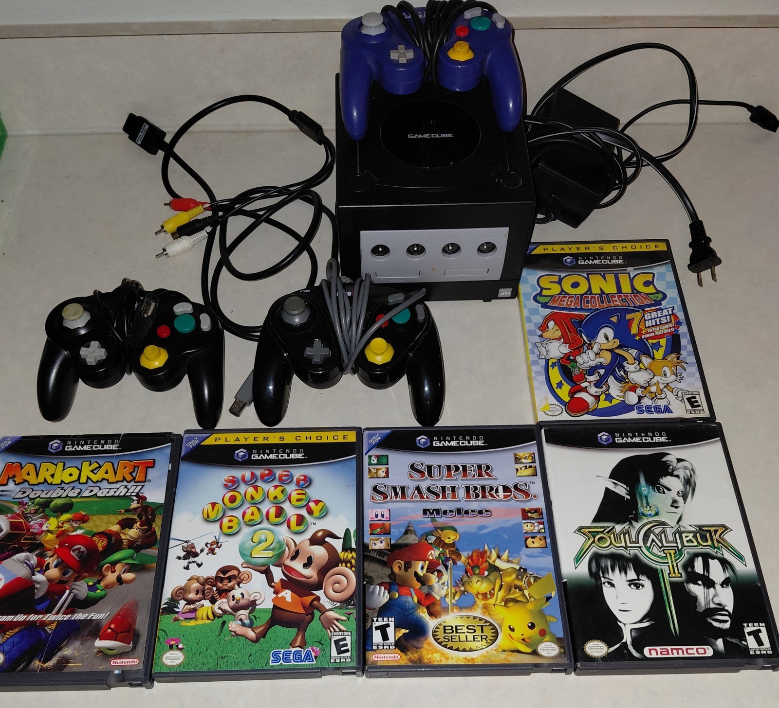 Nintendo GameCube Console Bundle Mario Kart Smash Bros Double Dash Controllers