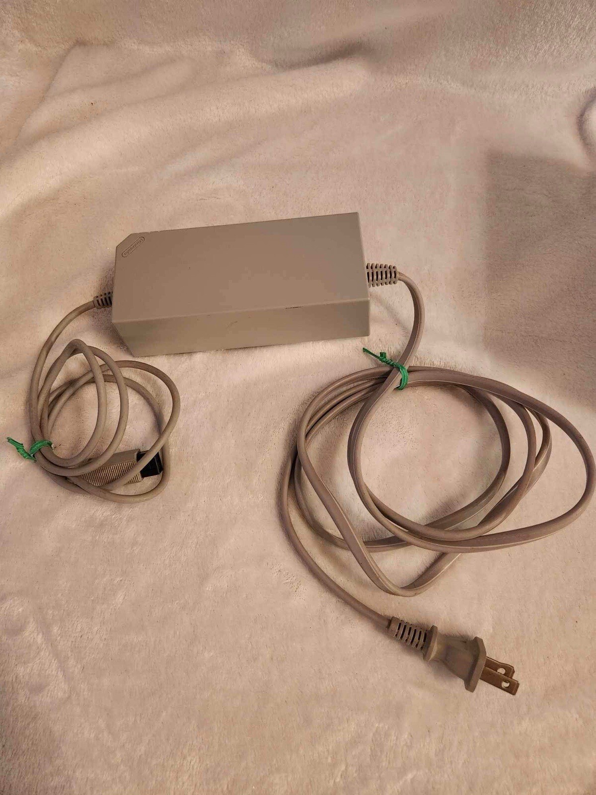 Nintendo Wii Console RVL 001 White Tested & Working Includes Power Supply Cord