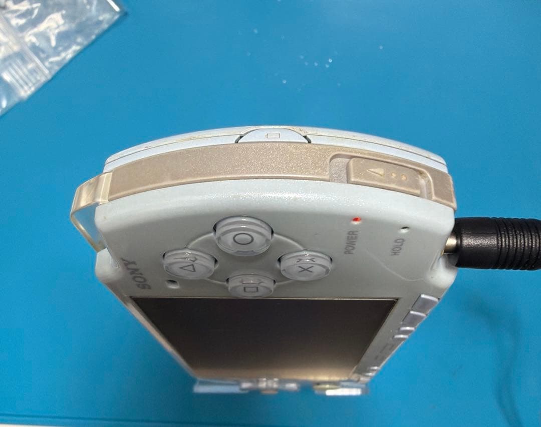 Sony PSP-2000 Felicia Blue Charger Game Tested A0974