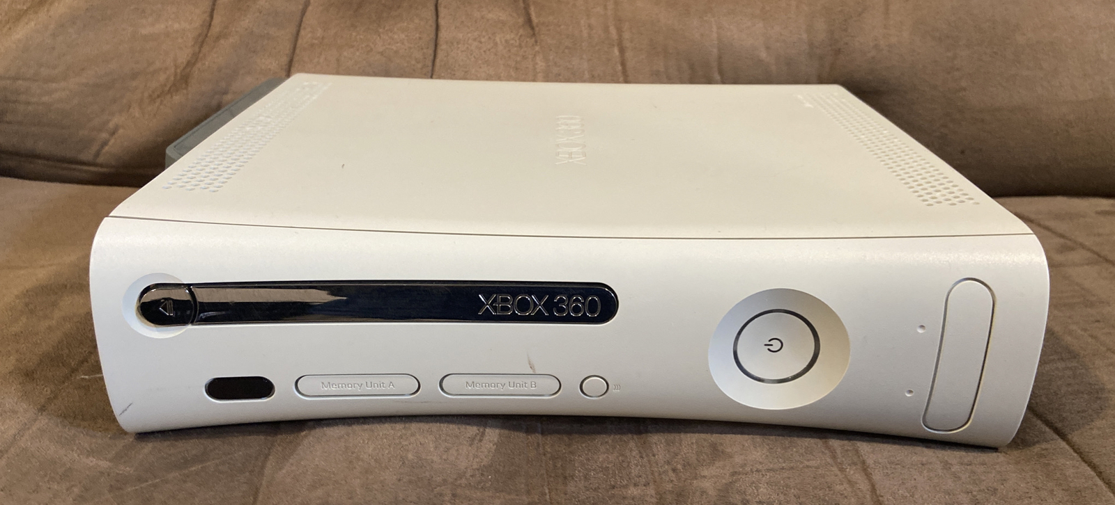 Official Microsoft Xbox 360 60GB Console & Wires! ~ Works Great! Fast Shipping!