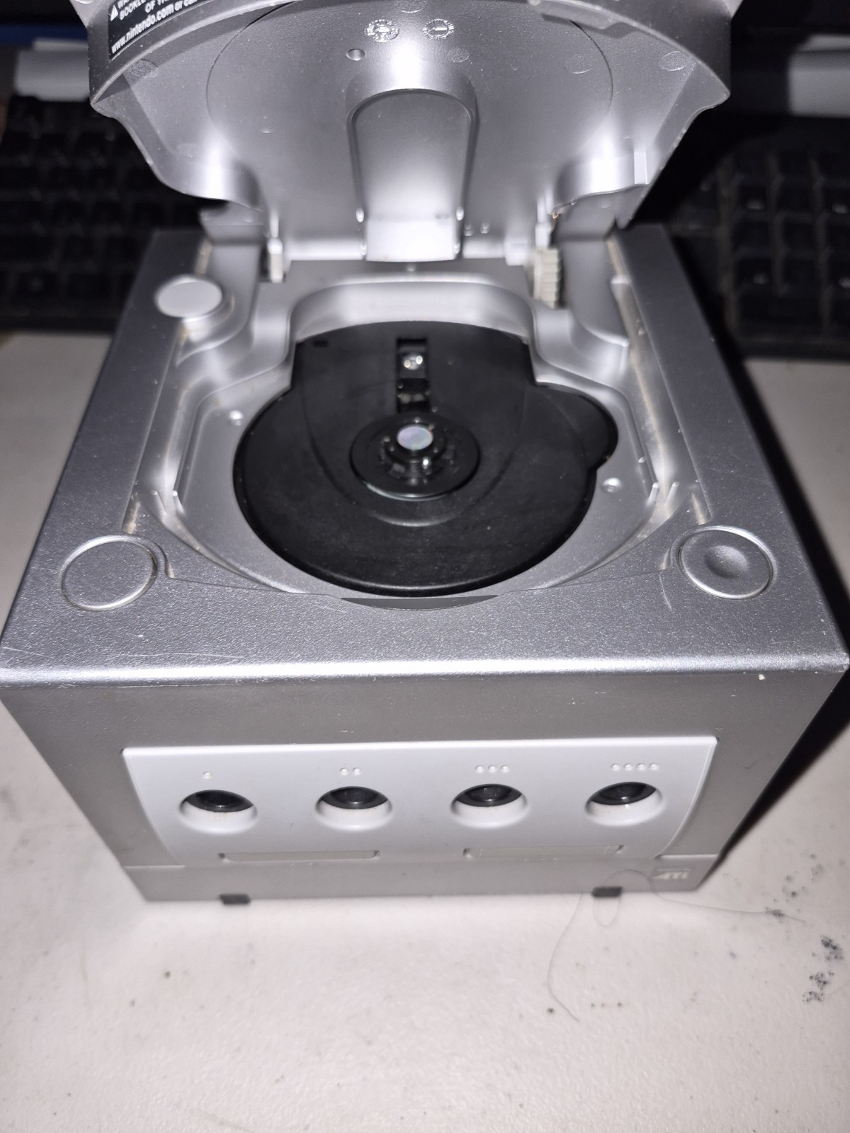 Nintendo GameCube DOL-101(USA) Silver Bundle w/ Controller, Power & AV Cables