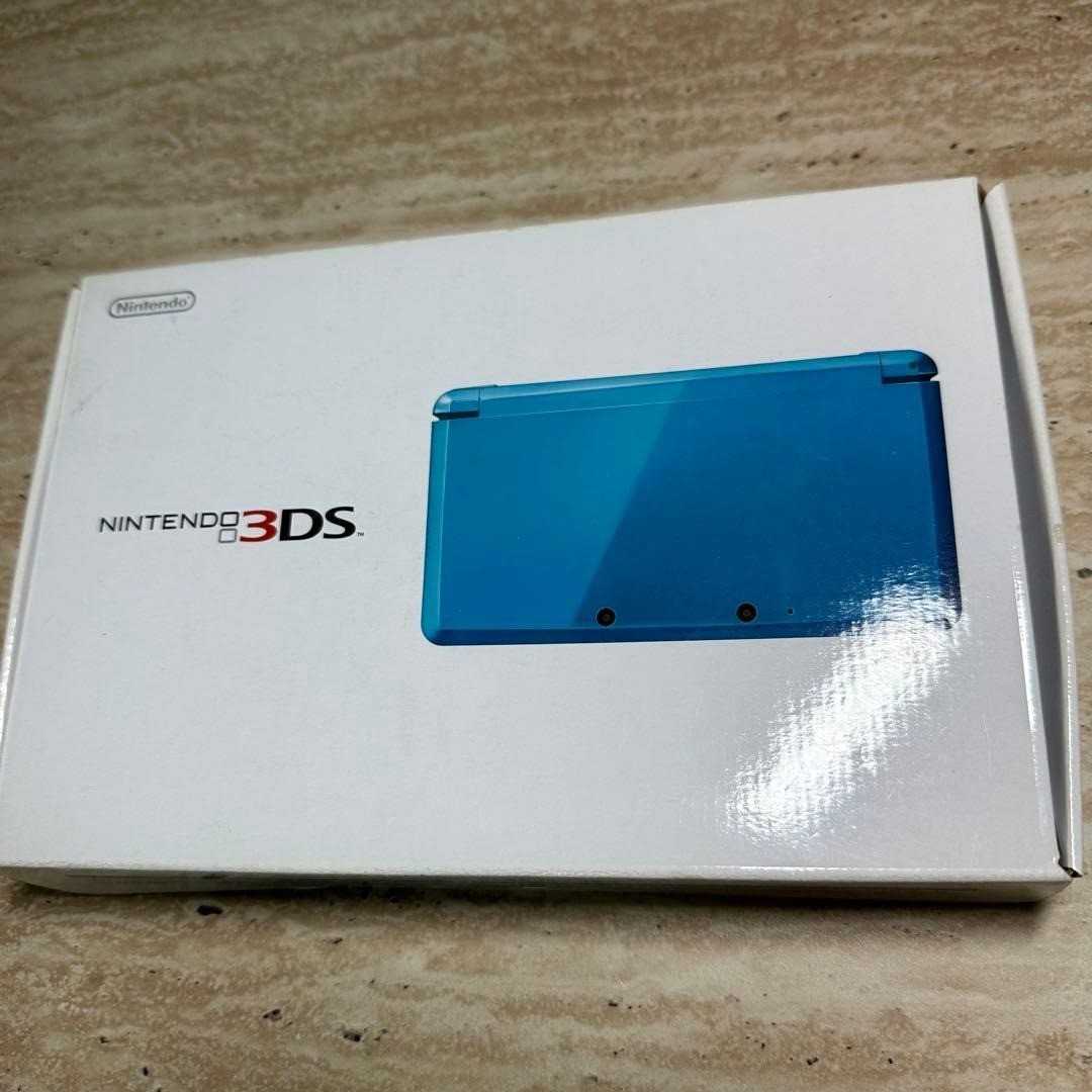 Nintendo 3DS Light Blue Console Boxed Complete Set 6578
