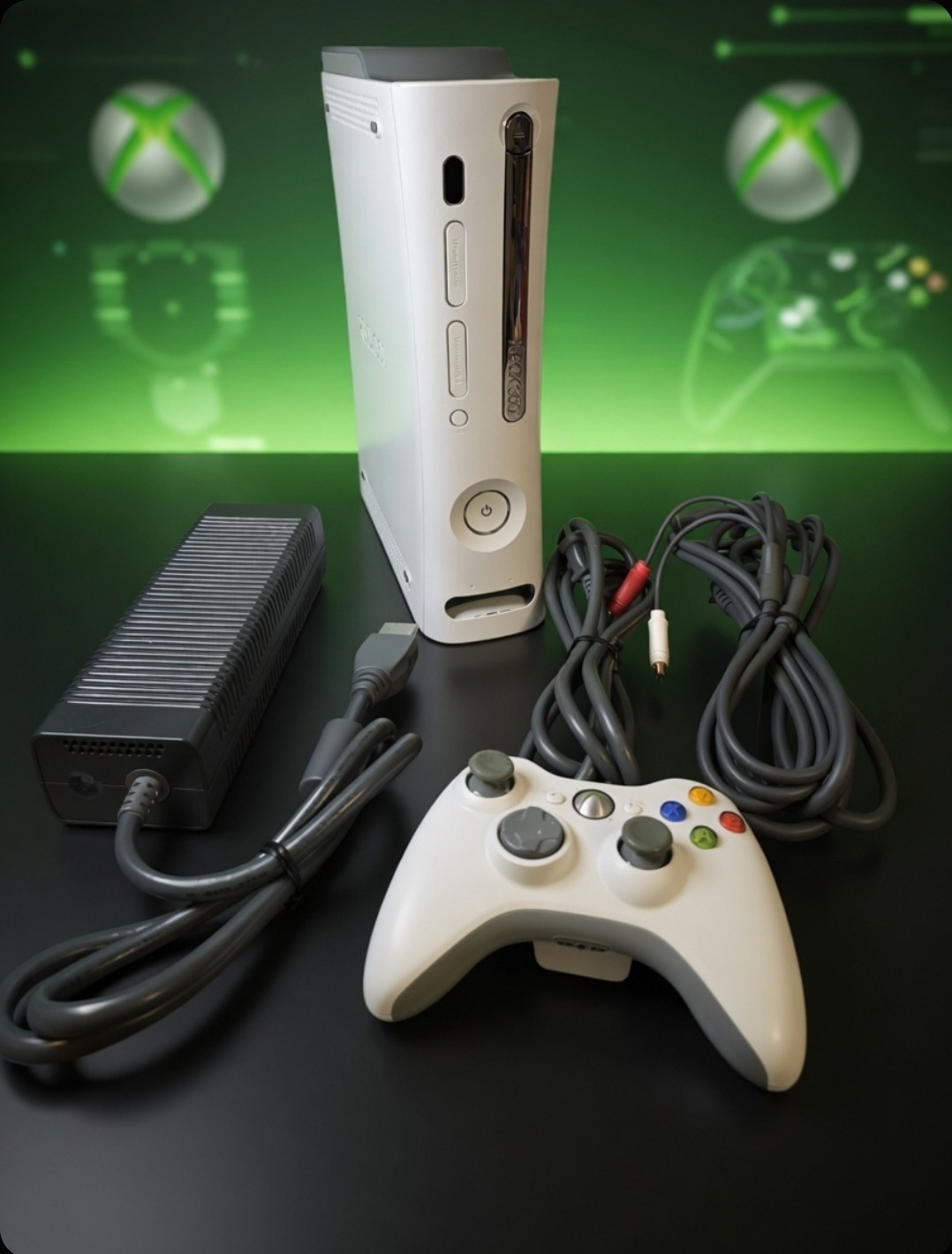 Microsoft XBox 360 Gaming System 250GB HD OEM Controller & Kinect Tested & Works