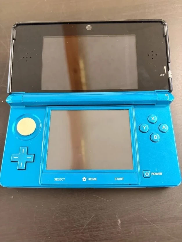 Nintendo 3DS Aqua Blue [video game] used