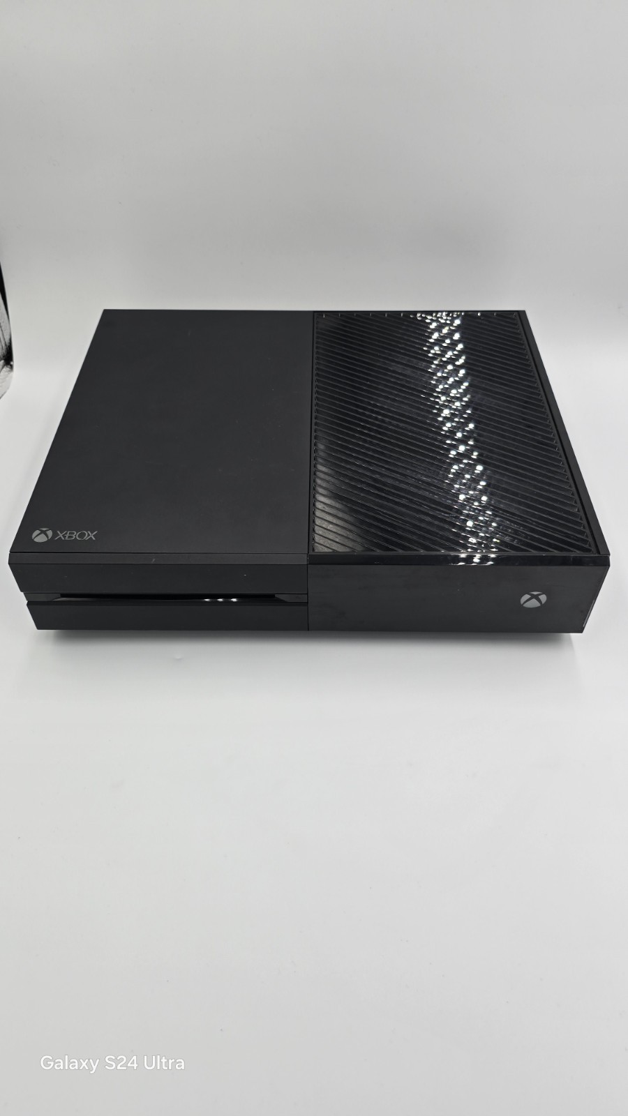 Microsoft Xbox One 1540 Console 500GB 1080p Blu-Ray Compatible Black