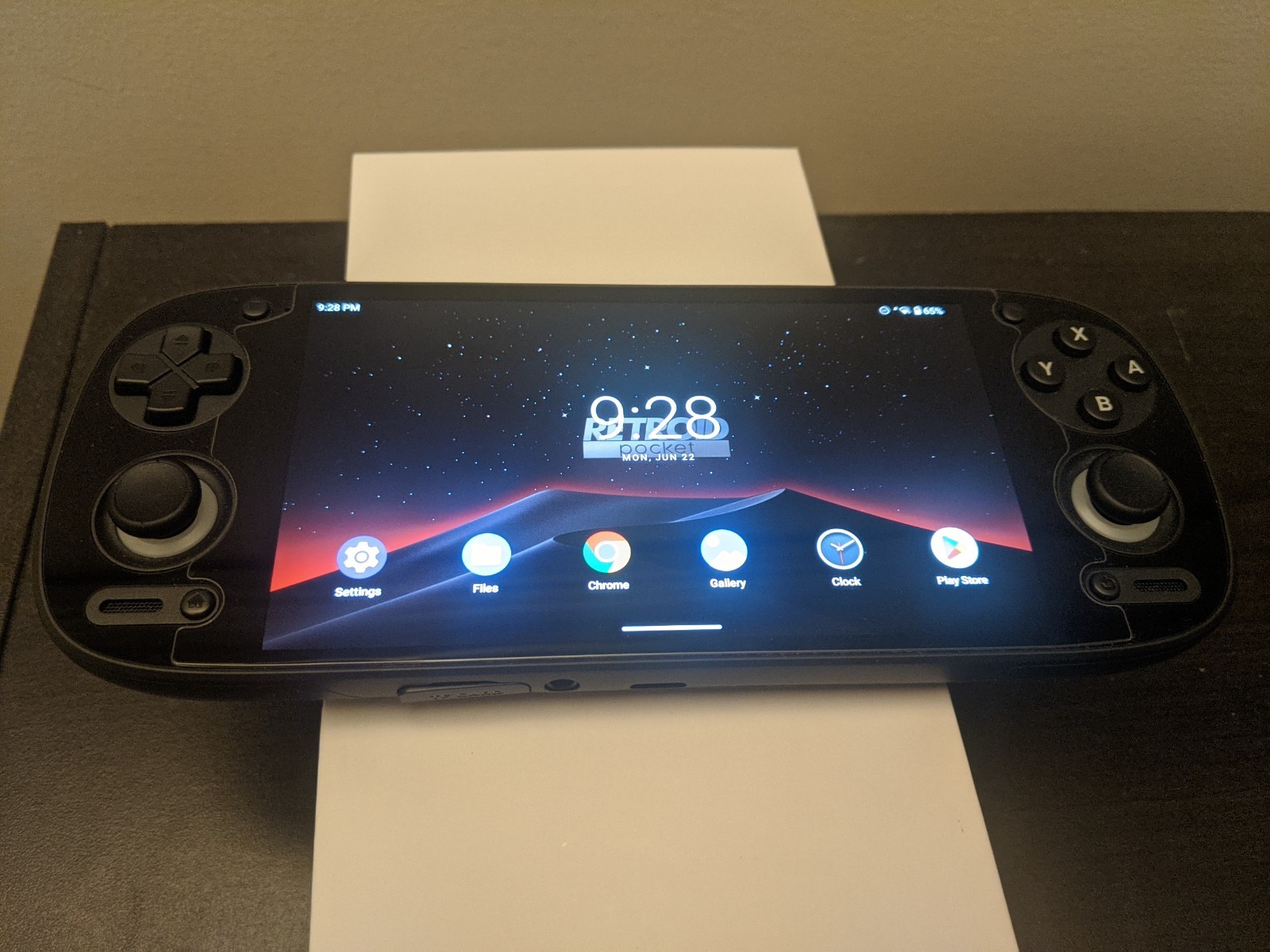 Retroid Pocket 5 – with Retroid official Grip & tempered glass screen protector