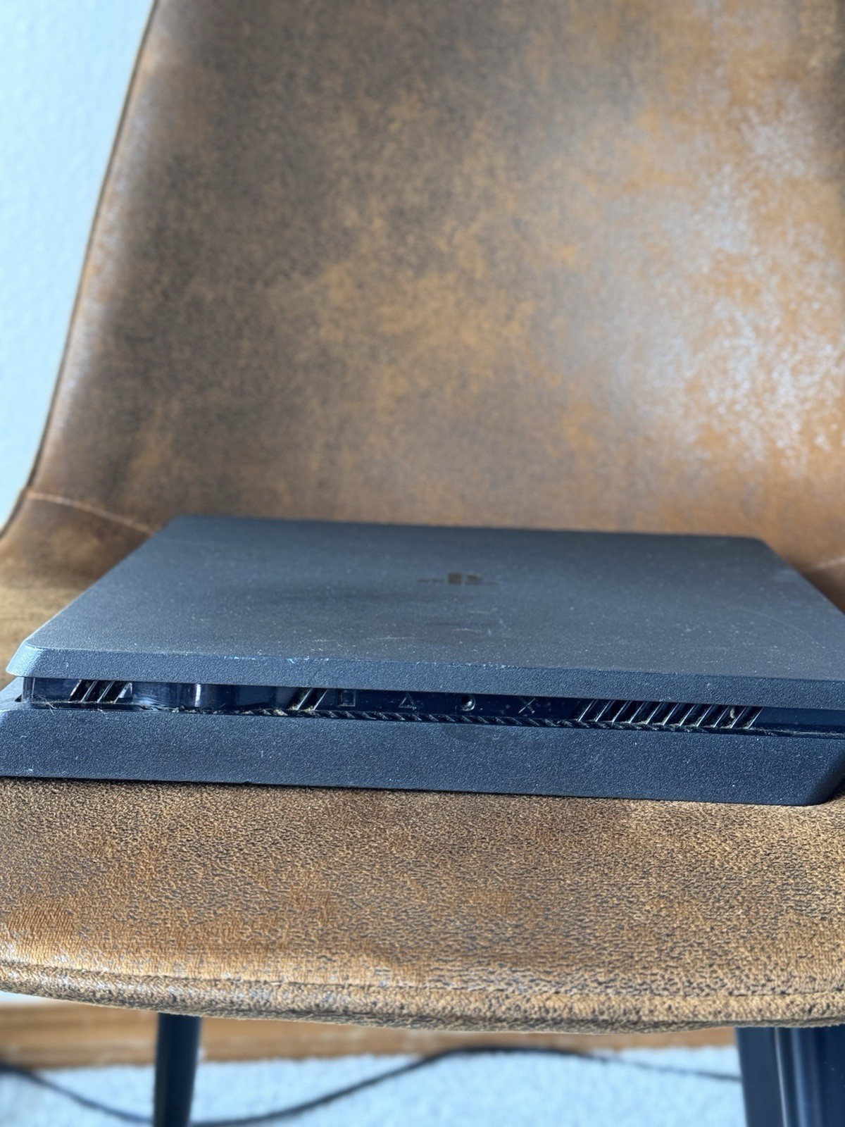 Sony PlayStation 4 Slim Black Home Console HDMI USB-A Platform PS4