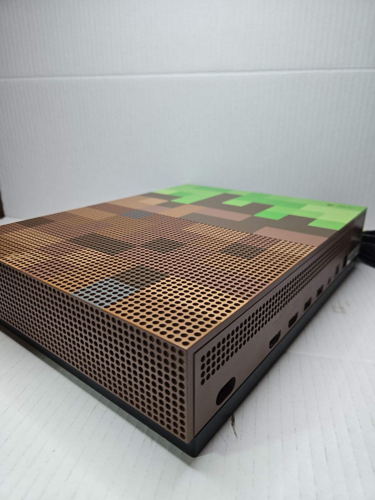 Microsoft Xbox One S Minecraft Limited Edition 1TB Green & Brown Console