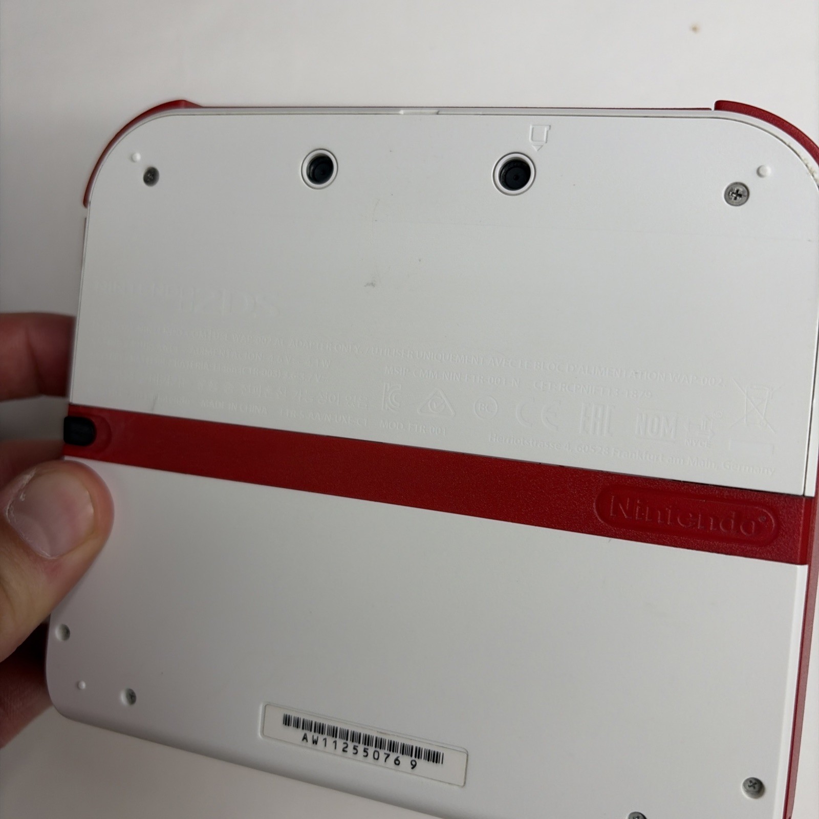 Nintendo 2DS White & Red Handheld System w/Charger Stylus Case US Model