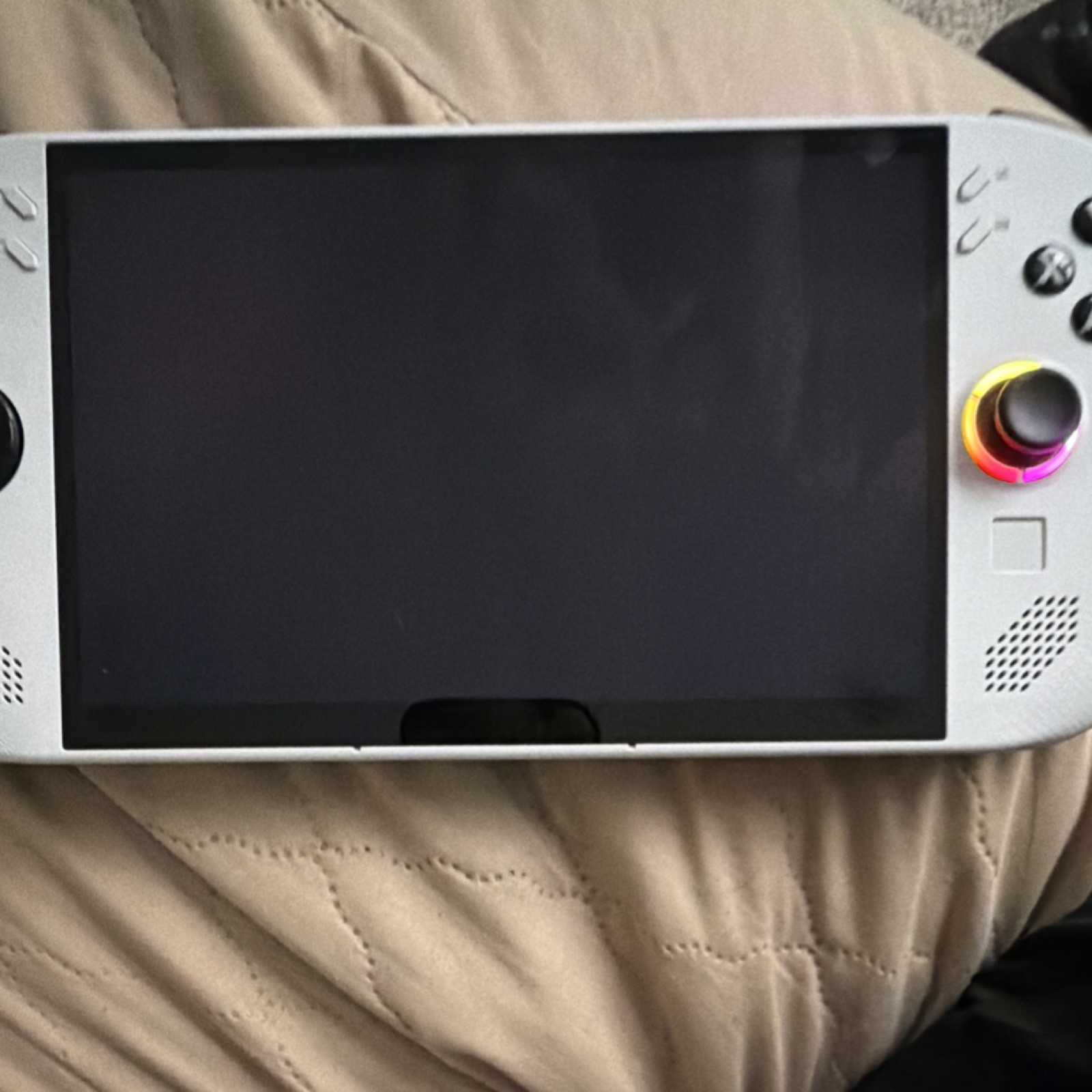 Lenovo Legion Go Handheld Gaming Console White Touchscreen USB-C Headphone Jack