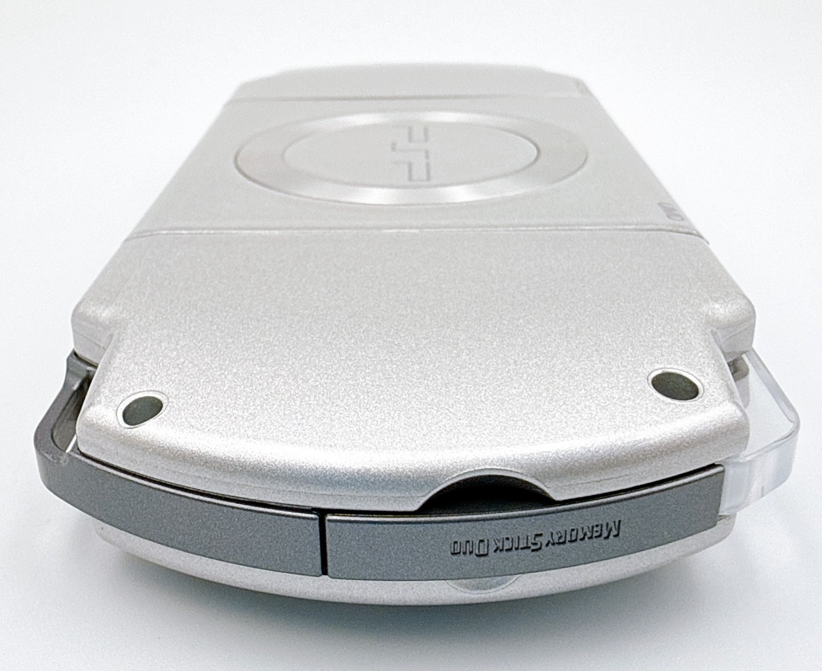 Sony PSP-2000 PSP 2000 Console Silver Region free w/adapter, battery – Very Good
