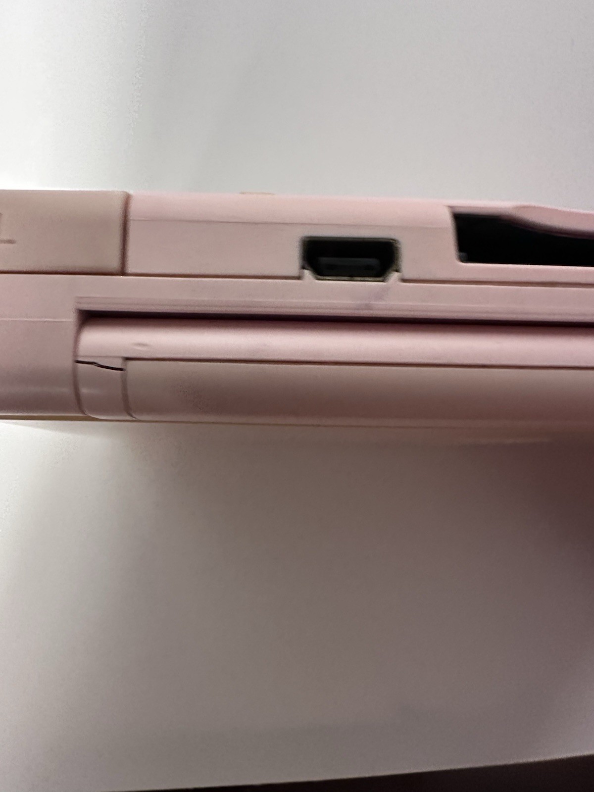 Nintendo DS Lite Pink Handheld Console Touchscreen Dual Screen with Stylus