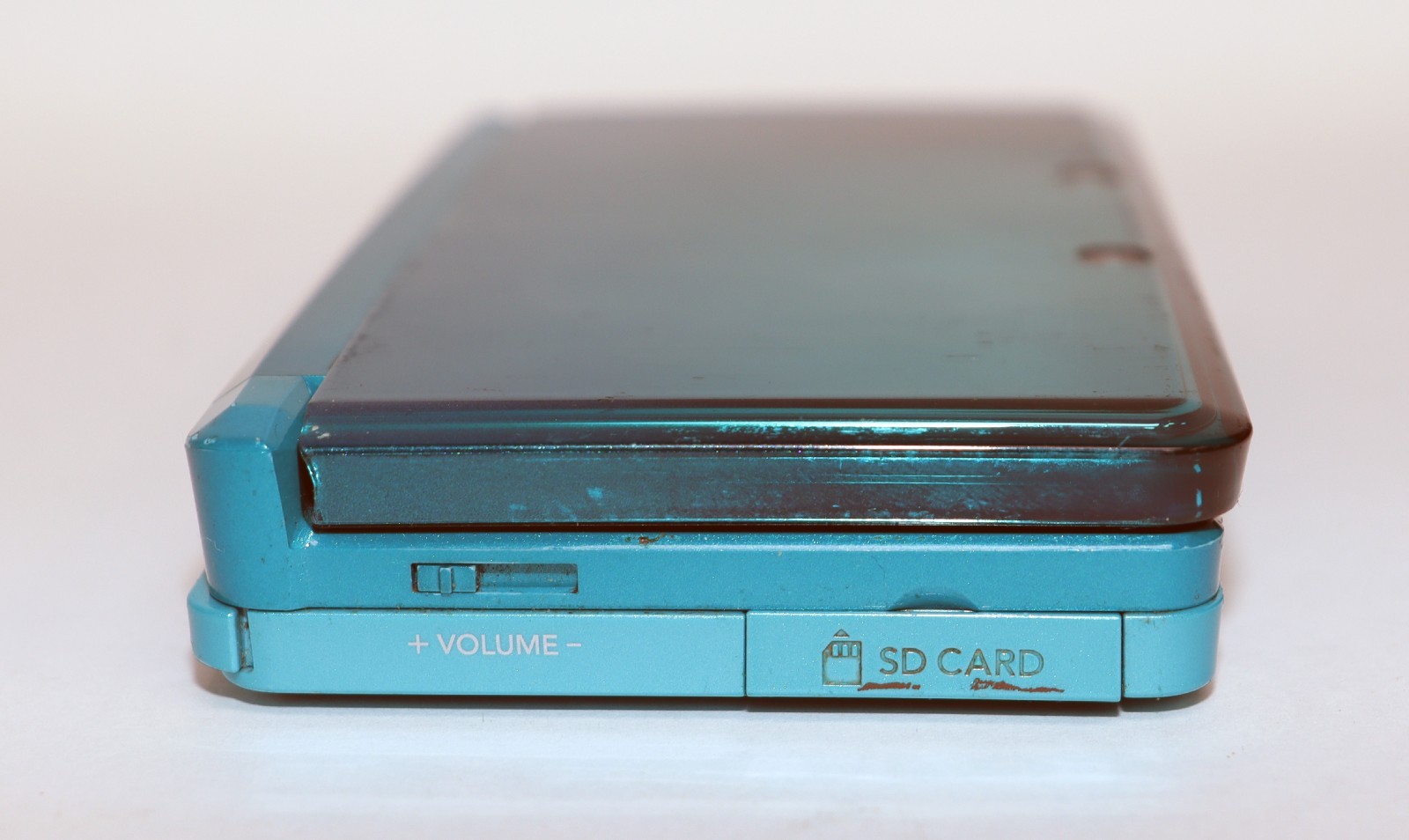 2011 Nintendo 3DS Handheld Console w/ Super Mario Brothers 2 Game – Works Grt!
