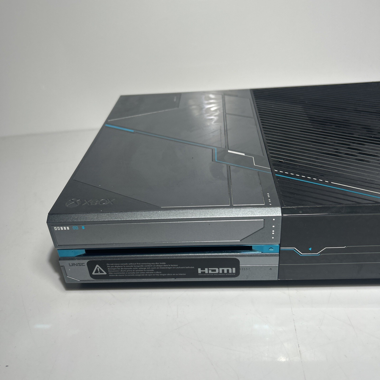 Limited Edition XBOX ONE Halo 5 Guardians Console & Controller Boxed Tested