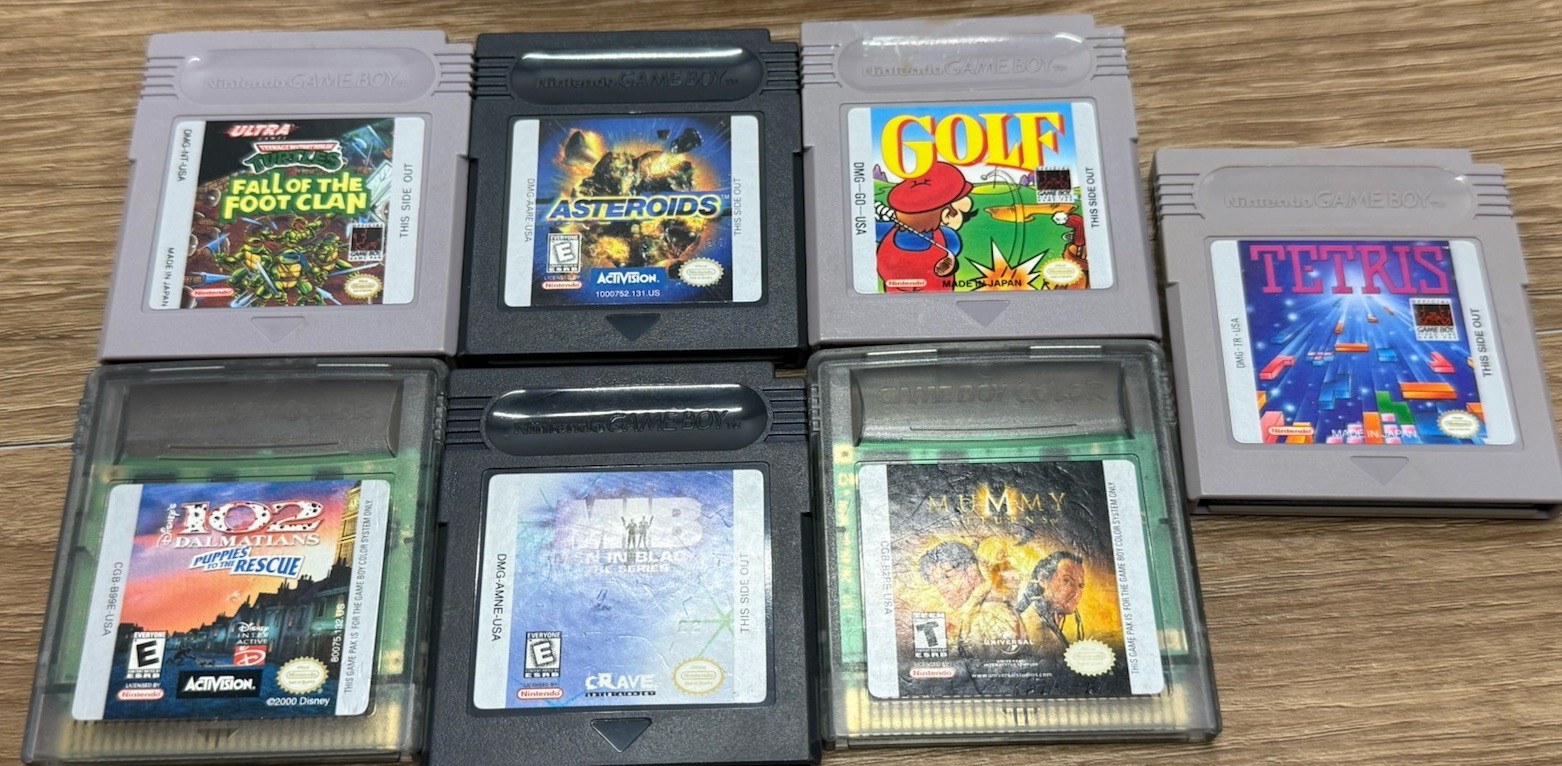 Nintendo Game Boy Color- Atomic Purple – Bundle w/ 7 Games *NO SOUND*
