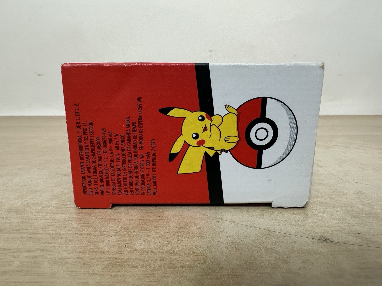 Nintendo 2DS XL PokeBall Edition – Complete In Box CIB – USA Model – Pokemon