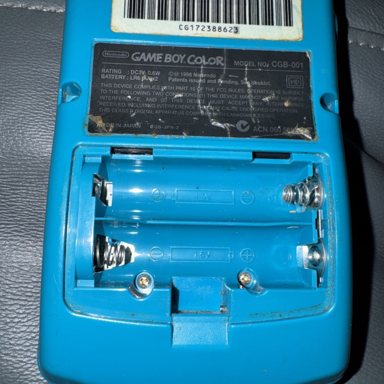 🎨 Teal Game Boy Color