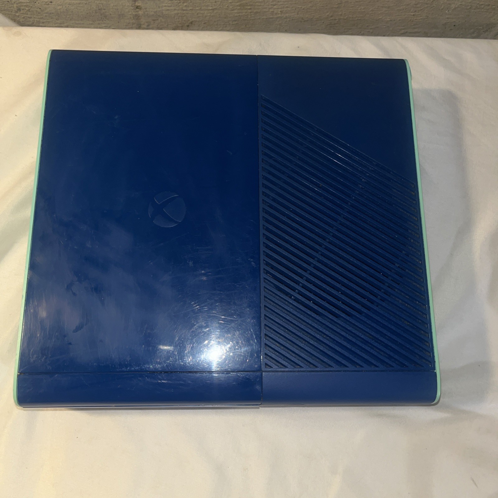 Microsoft Xbox 360 E Blue & Green Special Edition Console Matching Controller