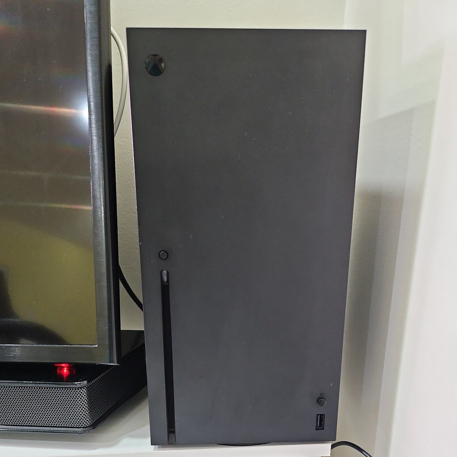 3 month old 1 Terabyte Black Xbox Series X,Forza Horizon 3 disc,and DIY Wheel
