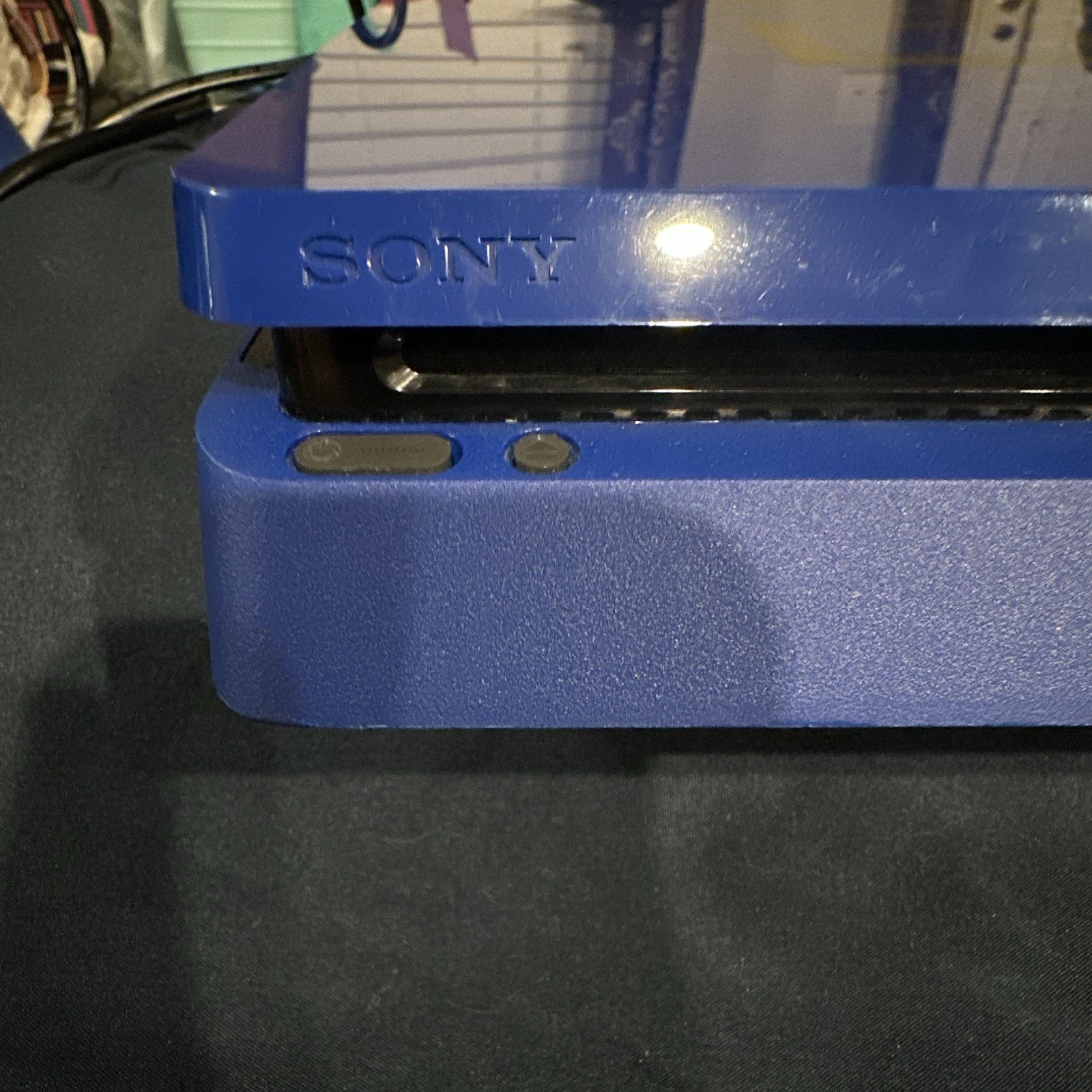 Sony PlayStation 4 days of Play Limited Edition Slim Blue.
