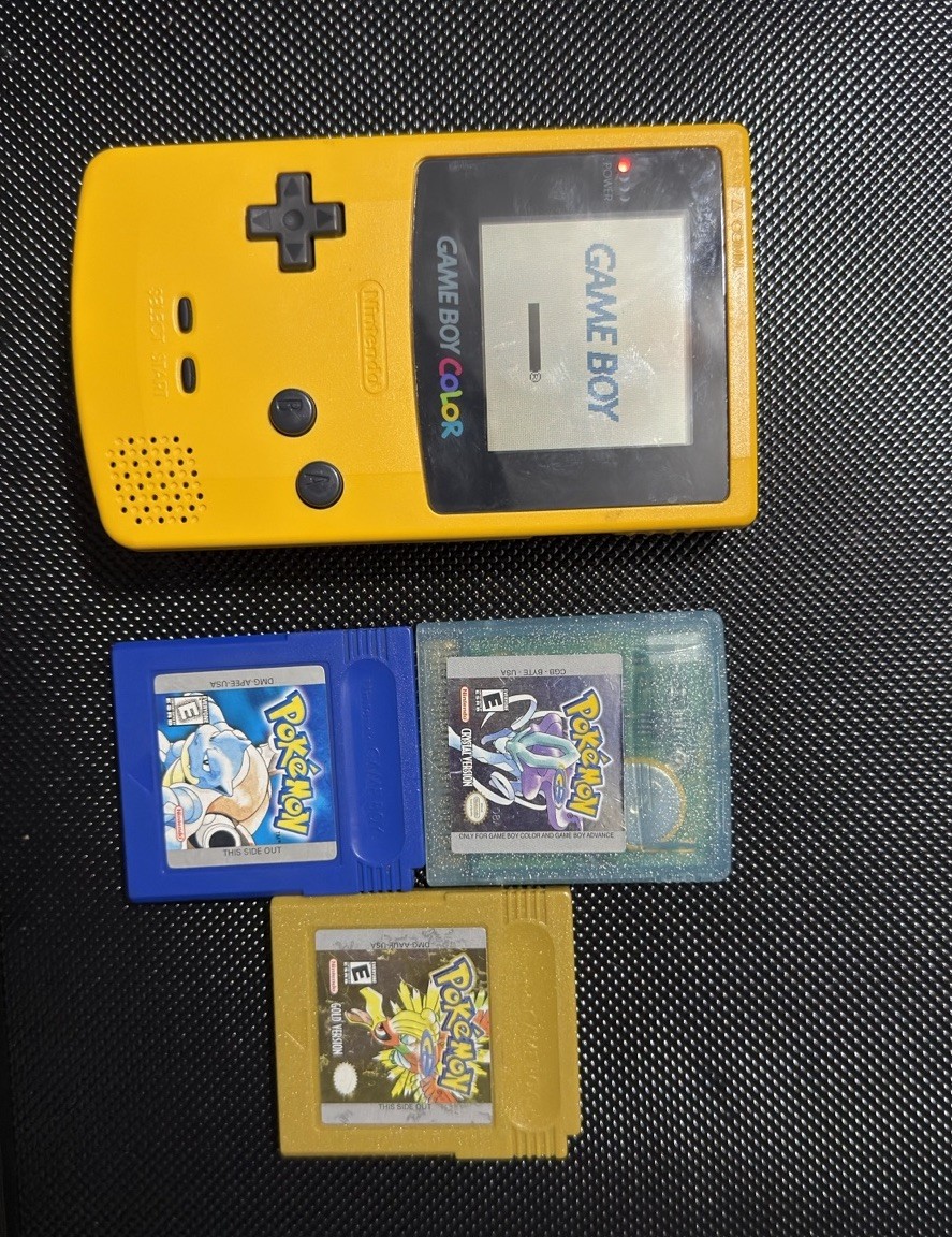 Game Boy Color – Yellow – Tested & Working – Pokemon Games Crystal, Gold, Blue