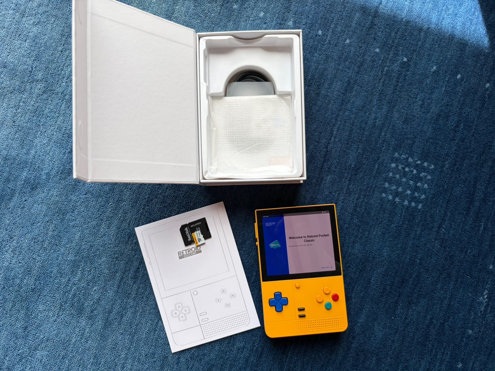 Retroid Pocket Classic 6GB/128GB PKM Yellow 128GB SD Card. Retro Handheld Gaming