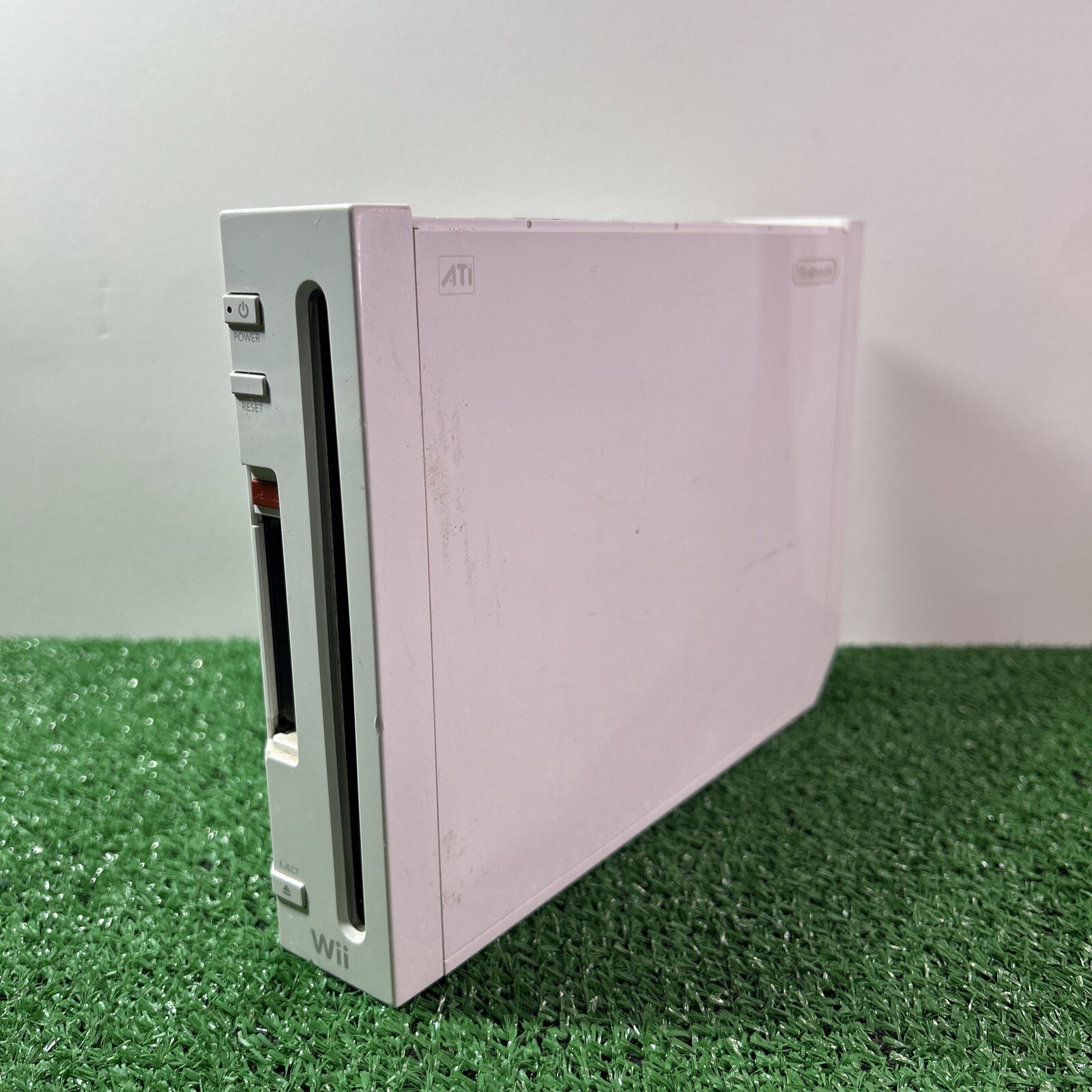 Nintendo Wii RVL-001 512 MB Home Console White Disc Error + NES Games Installed