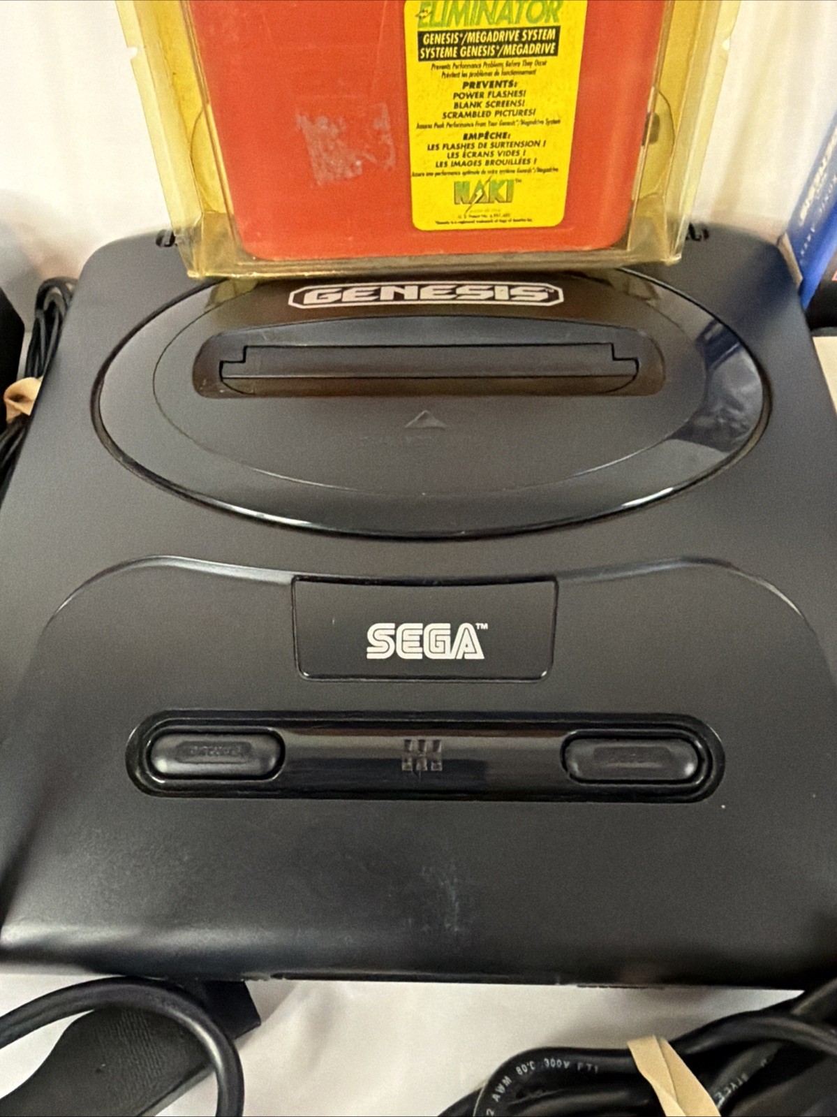 Sega Genesis Model II Bundle + 1 Arcade/1 Game Pad Cont+ 10 games & cables Naki