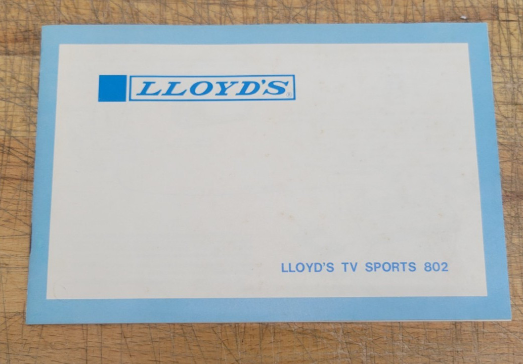 Vintage Lloyd’s TV Sports 825 Video Game Console, Rifle, 2 Controllers – USED