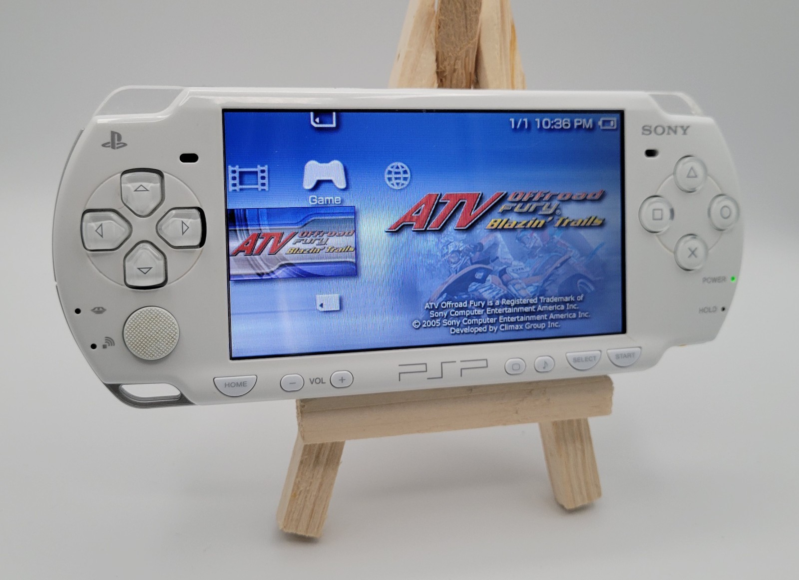 Sony PSP-2001 White Darth Vader Special Edition Tested Works Disc Tray Off Track