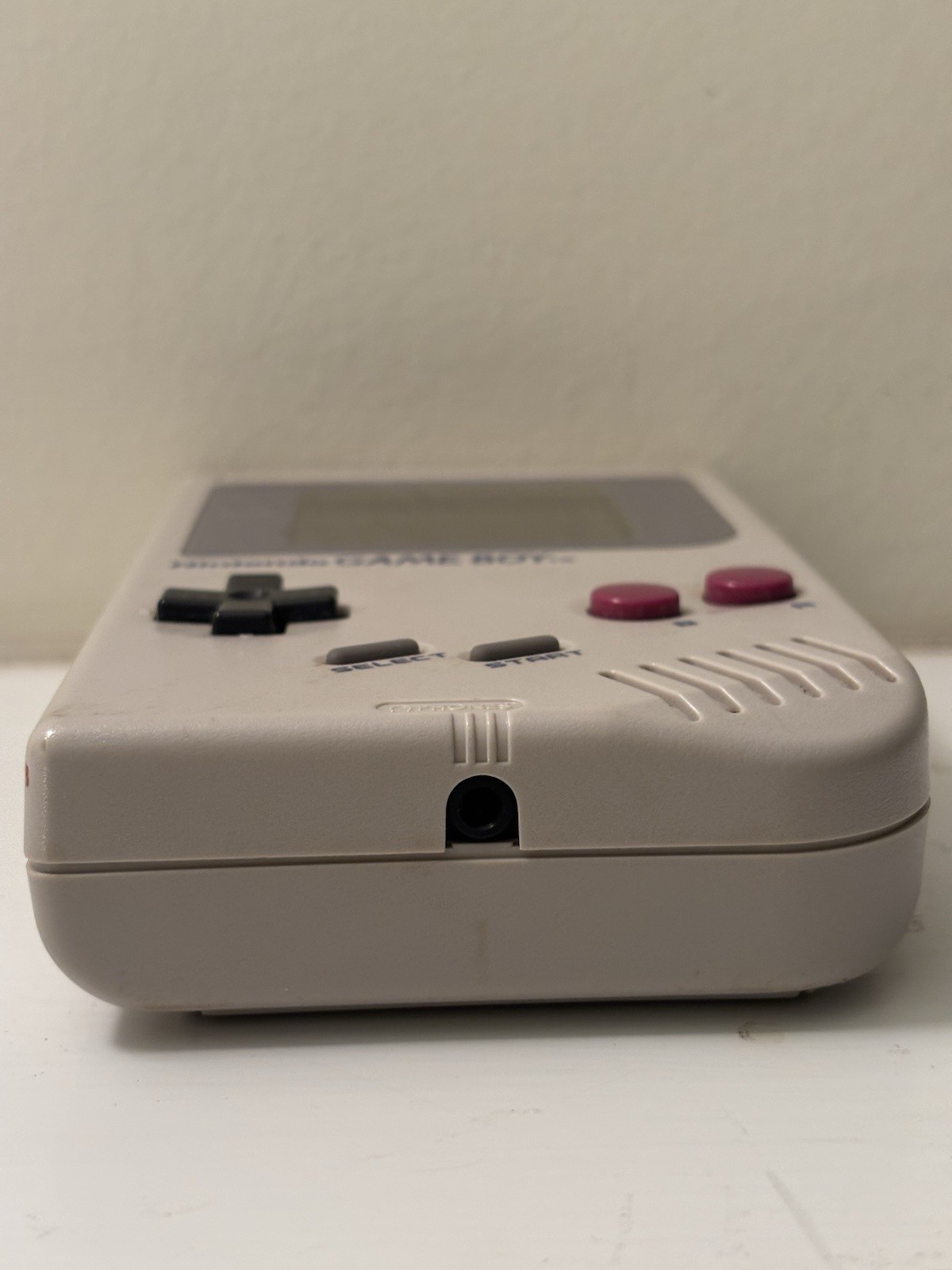Nintendo Game Boy DMG-01 Gray Handheld System Dot Matrix Display Stereo Sound