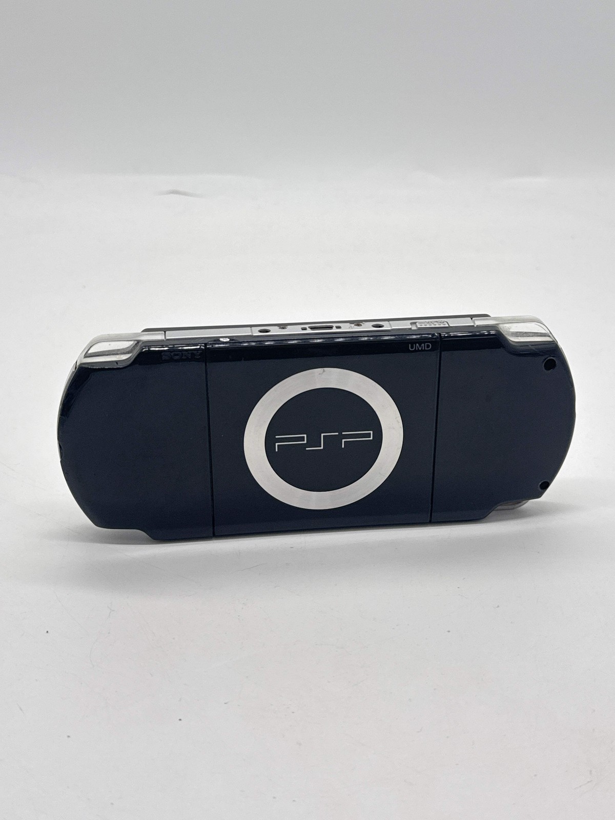 PlayStation Portable PSP-2000 Piano Black Console #670 w/ OEM 1200mAh Battery