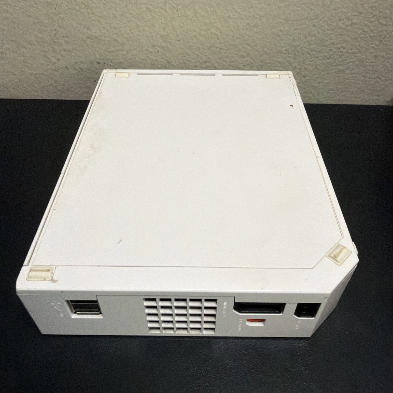 Nintendo Wii RVL-001 Gamecube Console-White w/ Wii Mote and Sensor Bar