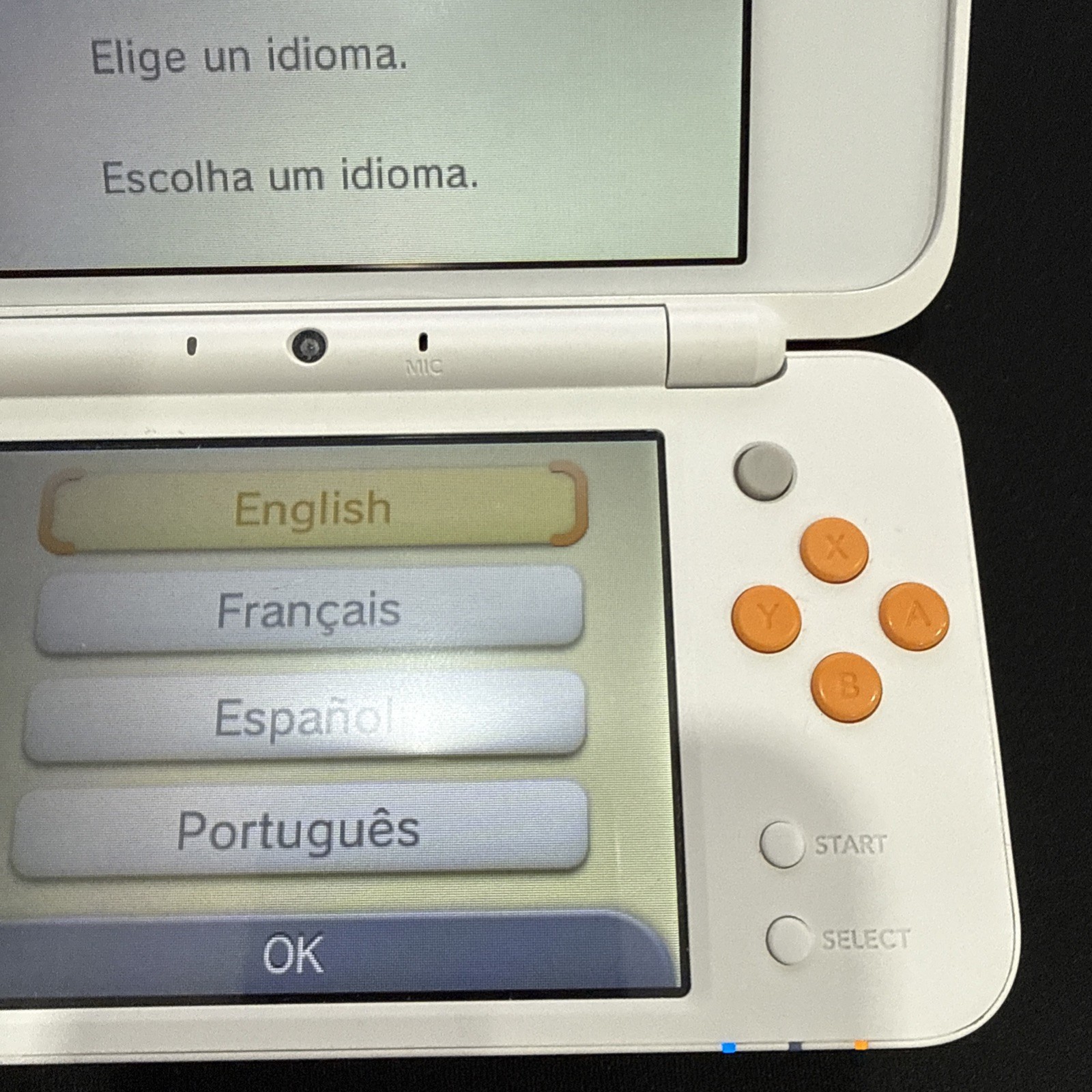 Nintendo 2DS XL Console – White/Orange With Case And Extra Stylist Tested