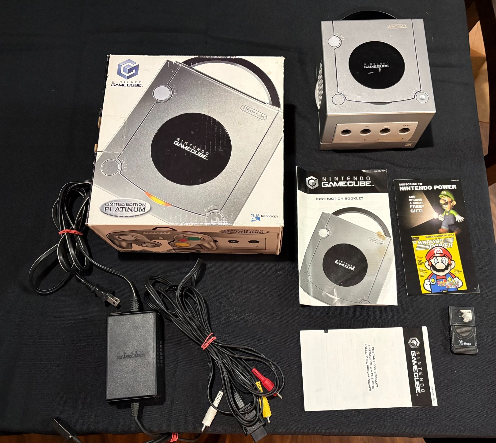 Nintendo GameCube Platinum Silver Console DOL-001 – W/Box and Accessories