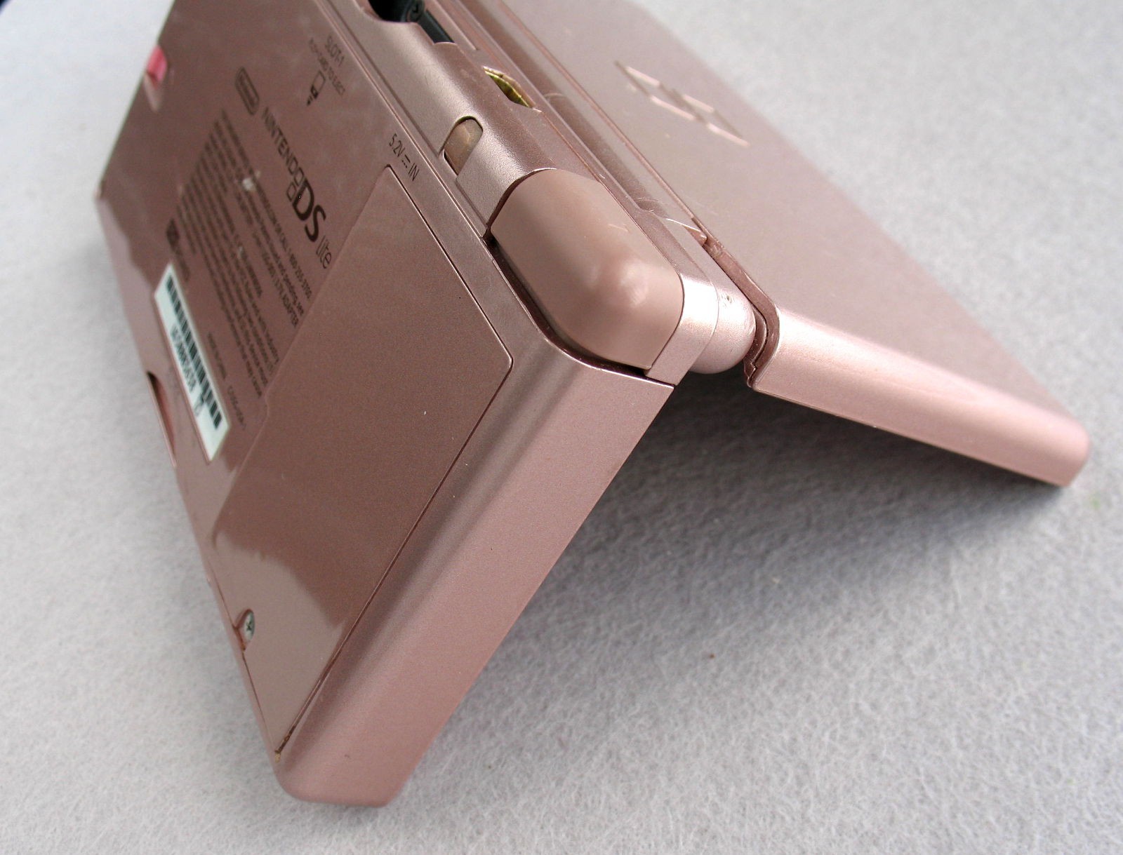 Nintendo DS Lite Metallic Rose UGS-001 bundle