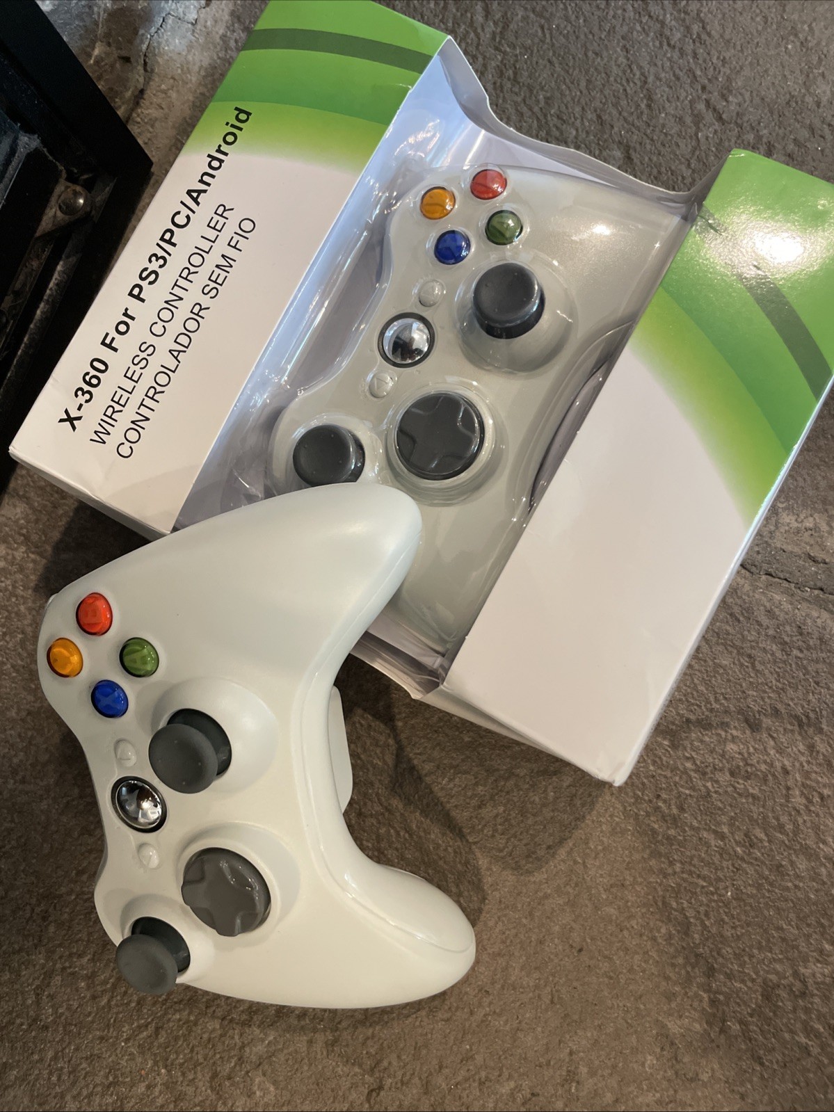plug & Play Retro Gaming Console 256GB Raspberry Pi 5 8GB With 2x Controllers
